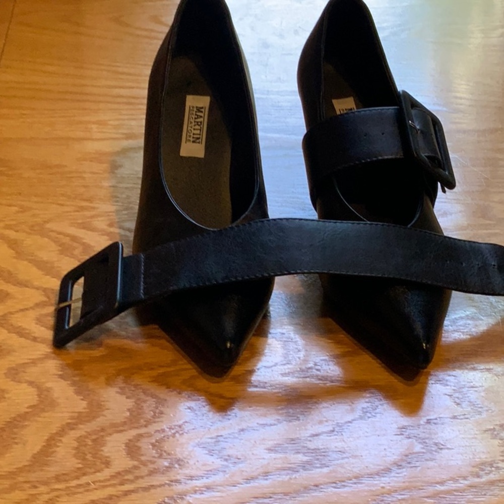 NWOT Italian leather heels